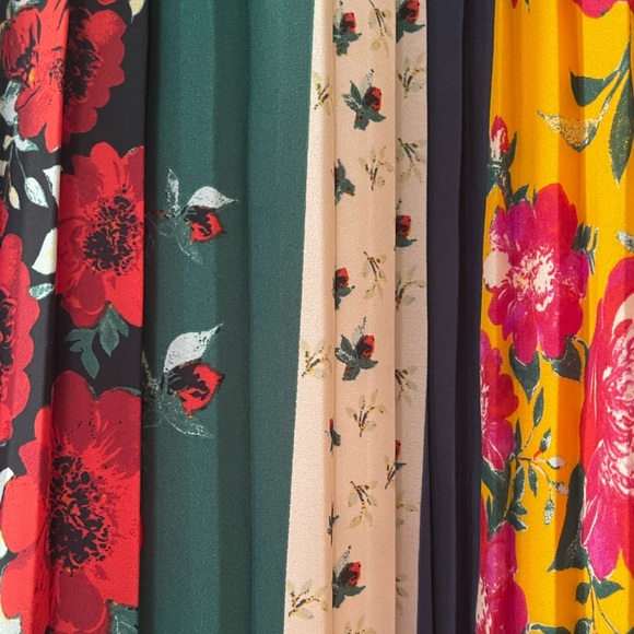 Anthropologie | Spirited patchwork wide-leg trousers - Picture 8 of 11